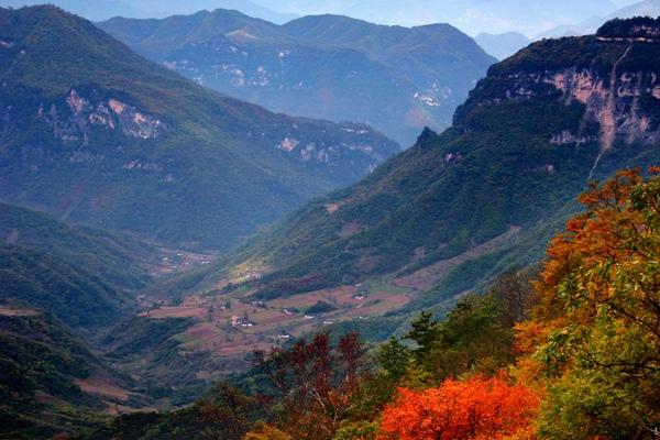 神农架滑雪场在哪个景区 附近又有什么旅游景点