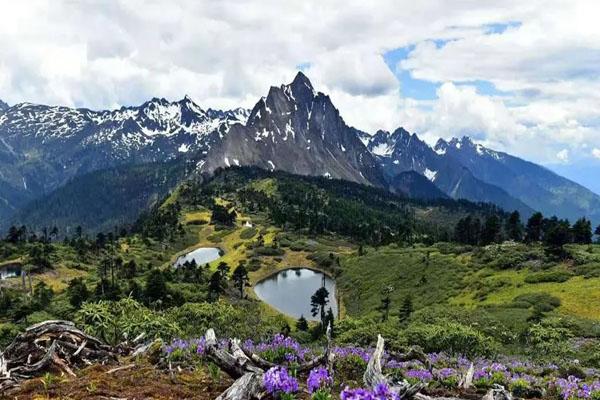 云南登山必去的旅游景点 值得去的爬山地点