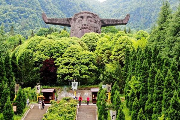 神农架滑雪场在哪个景区 附近又有什么旅游景点