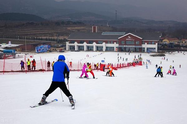 山东滑雪哪里好 山东滑雪最好玩的地方