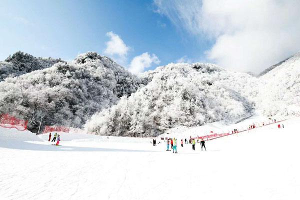 神农架滑雪场有几个 神农架滑雪场开放时间2021