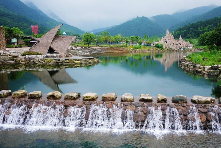 圣井山在哪里  怎么去圣井山  圣井山漂流好玩吗