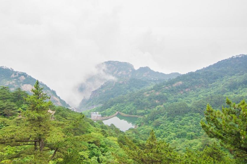 黄山有哪些旅游景点 黄山有什么好玩的