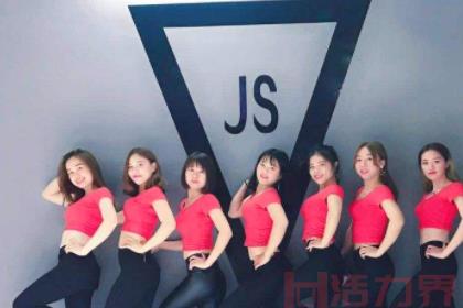 想问下温州有JS舞蹈这样的品牌吗？