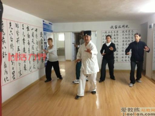 传授圭亚那学生武当太极拳