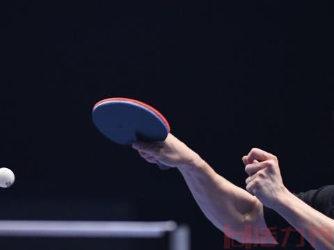 乒乓球弧圈球技术是什么？