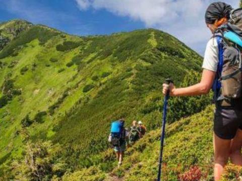 登山需要准备什么东西？