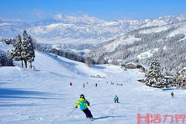 滑雪前必须佩戴什么护具