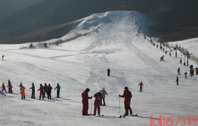 石家庄哪家滑雪场最好玩 这几家安全好玩