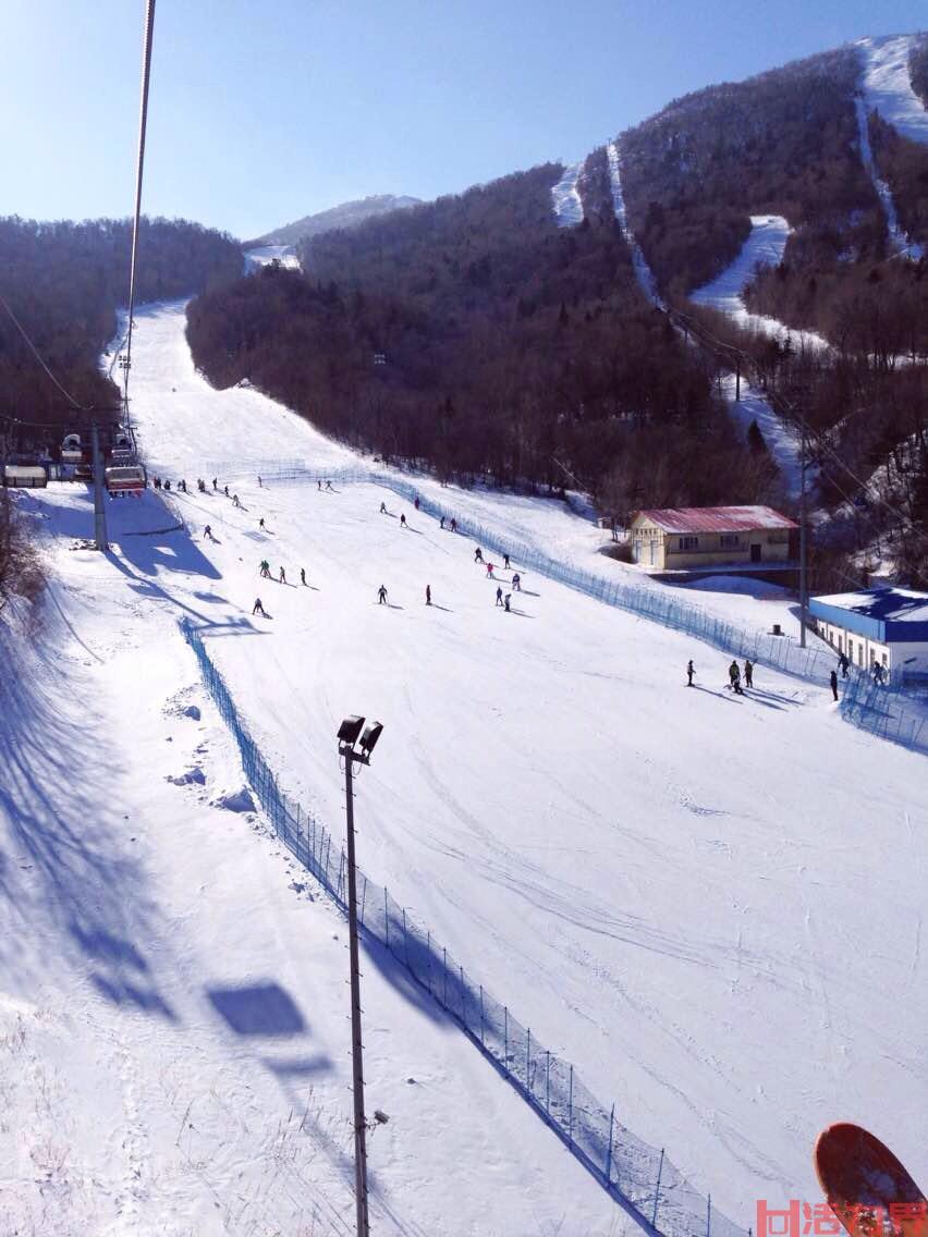 黑龙江亚布力新濠阳光度假村滑雪场滑雪票价格多少