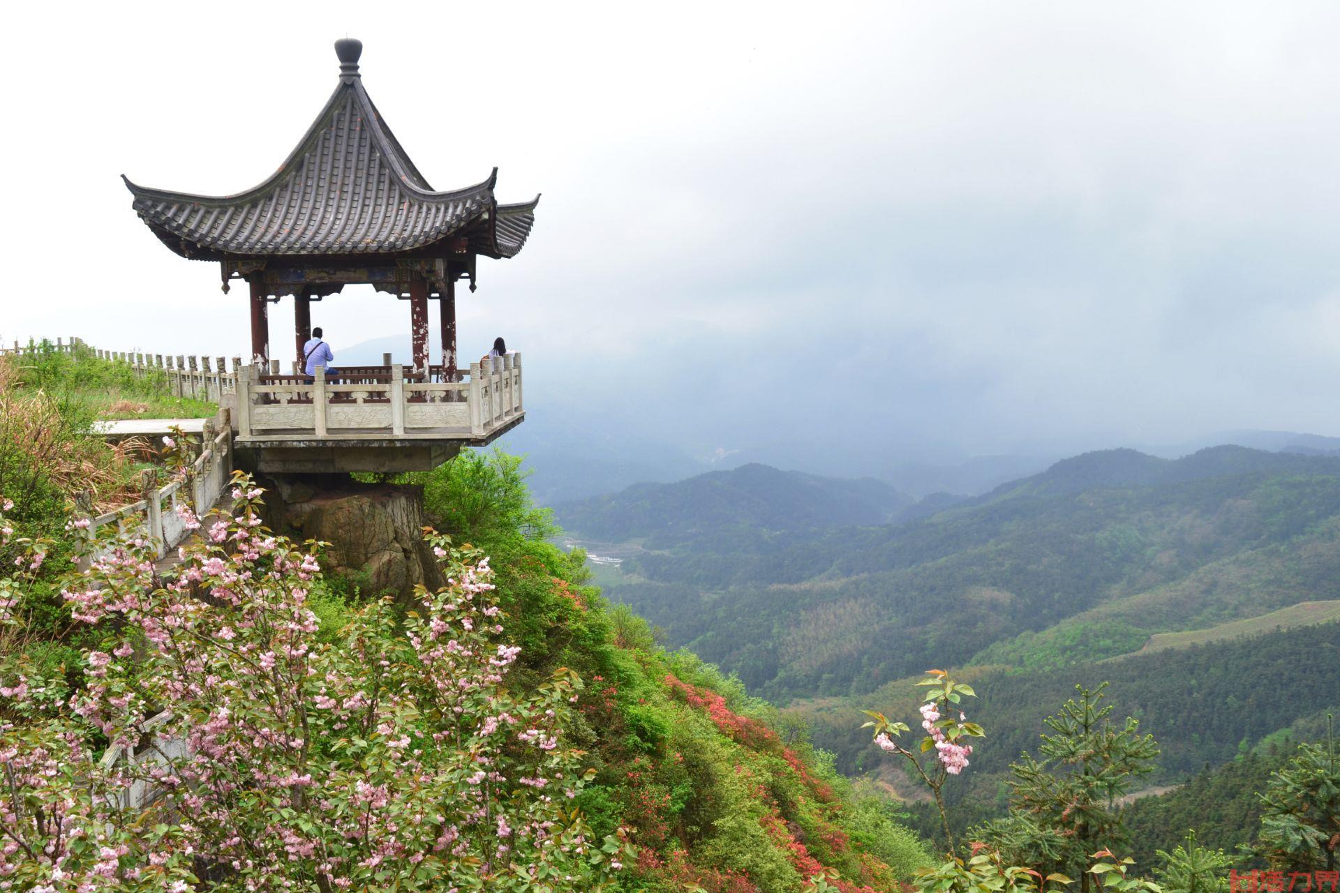 旅游去哪儿江西篇：南昌梅岭风景区？