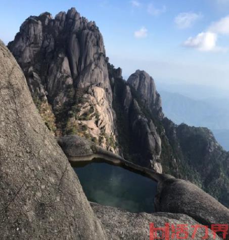 秋天黄山哪里好玩，秋天去黄山的最佳时间？