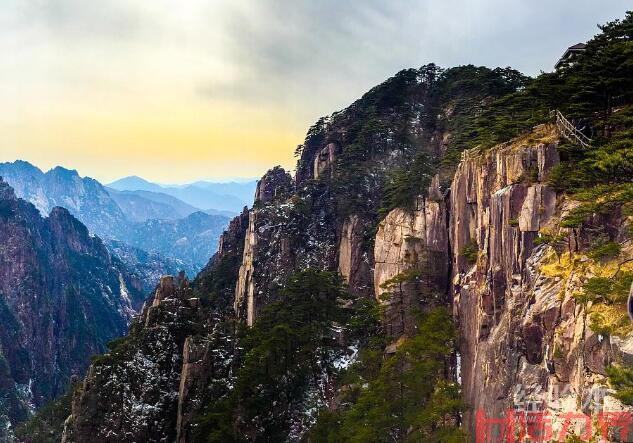 11月黄山免门票吗,11月份黄山景色如何？