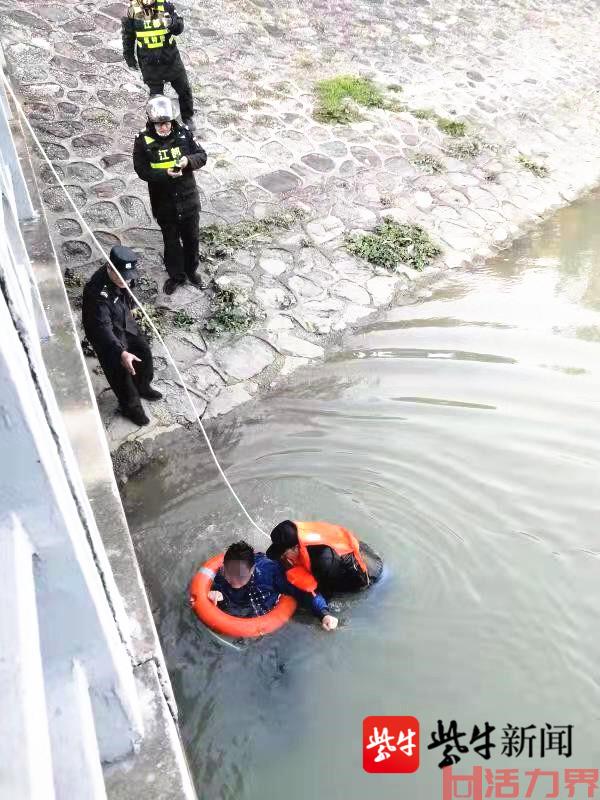 男子深夜落水，石家庄搏击教练跳水救人