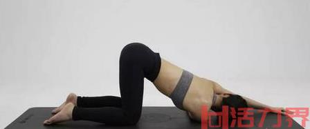 练完瑜伽桥式为什么腰痛膝盖痛？